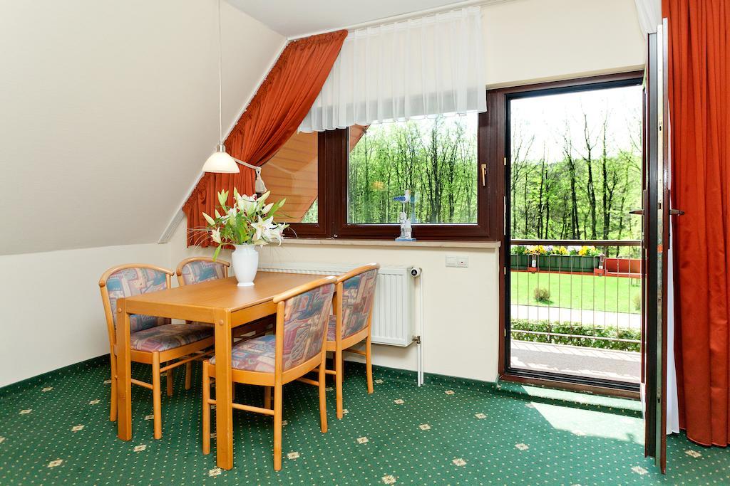 Restaurant & Hotel Baumhaus Hagen Sassnitz Quarto foto